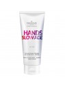 Farmona HANDS SLOWAGE Peeling tri-activ anti-îmbătrânire pentru mâini 200ml