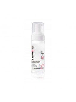 CALLUX Foam 30% 150 ml - Spuma de catifelare pentru picioare cu 30% uree