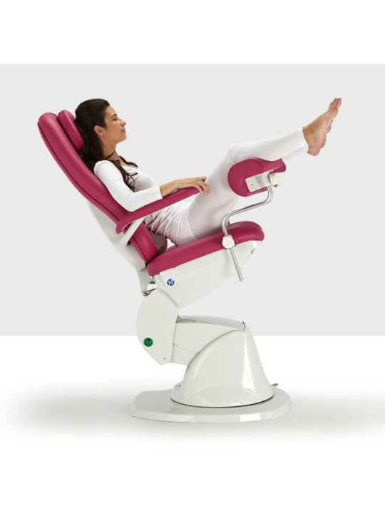 NAMROL Nőgyógyászati szék GYNERIS - elektromos kezelőszék nőgyógyászati rendelők számára